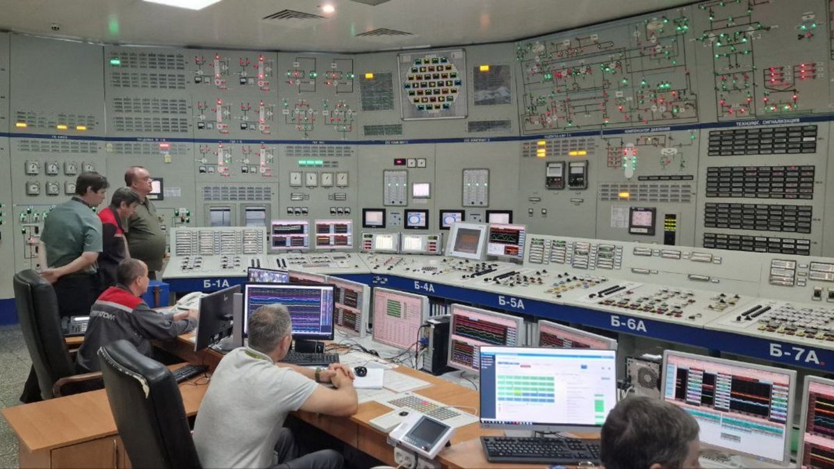 Блок управління АЕС Блок управління АЕС