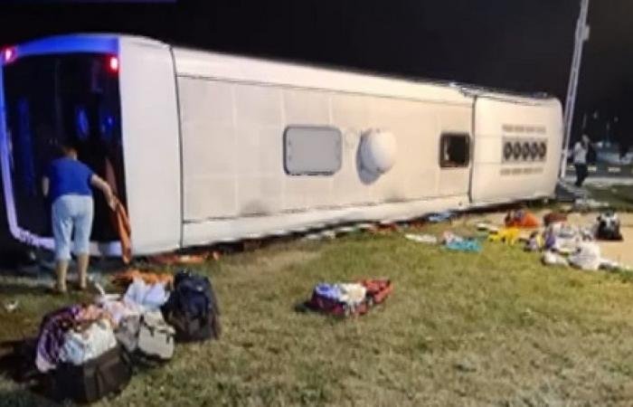 У Румунії перекинувся автобус з українцями: серед постраждалих жінки й діти 1