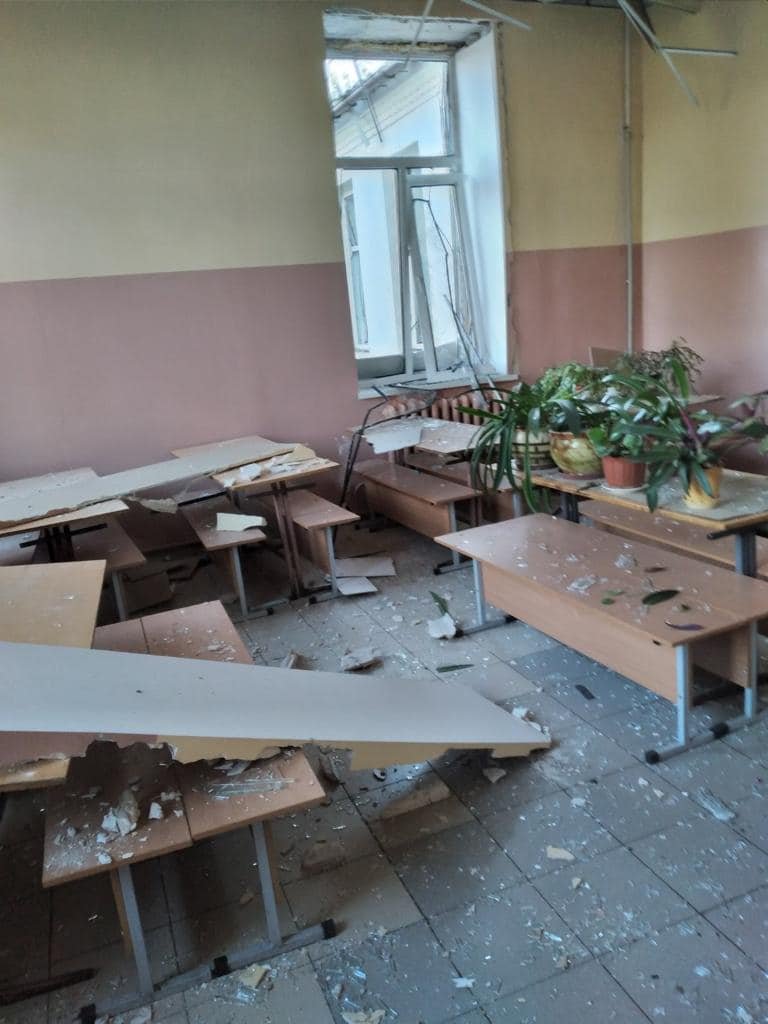 Наслідки влучання в школи. Джерело - Вадим Лях