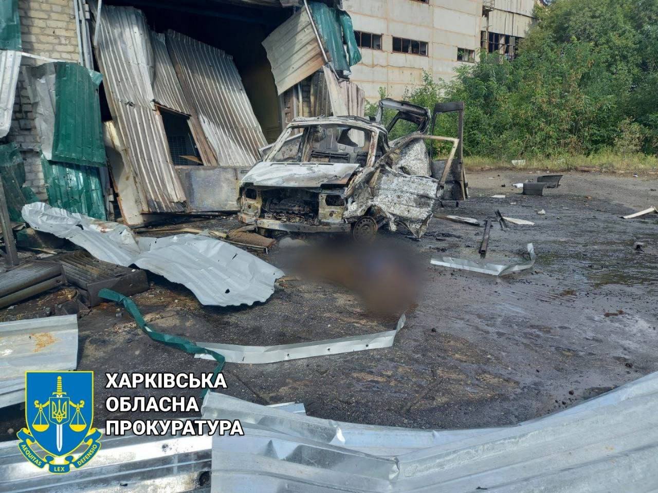 Пошкоджені промислові приміщення