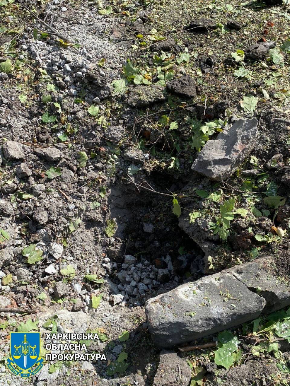 Ще одне місце влучання снаряду