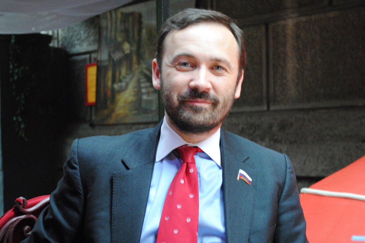 Колишній депутат Держдуми Росії Ілля Пономарьов Колишній депутат Держдуми Росії Ілля Пономарьов