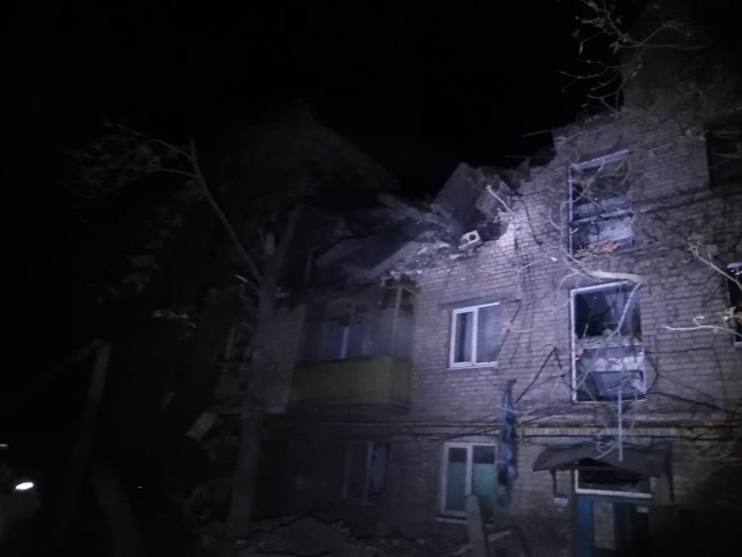 Будинок, який зруйнували російські окупанти