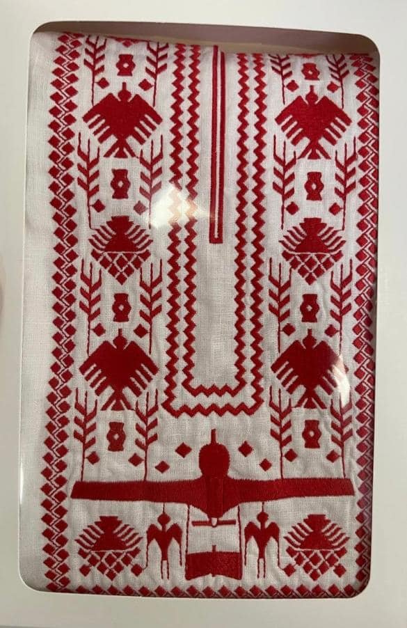 Во Львове создают вышиванки с уникальным узором изображения беспилотника Bayraktar 2