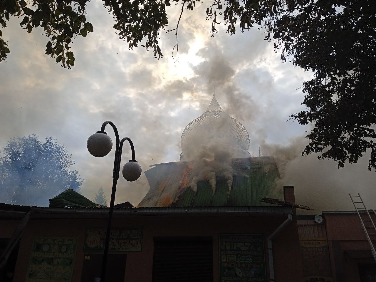 Росіяни влучили у церковну школу