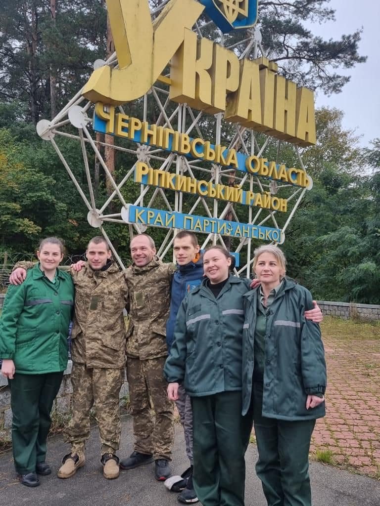 Звільнені з полону українці
