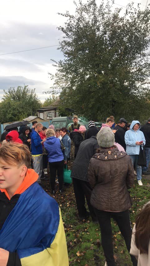 Звільнені від окупації жителі