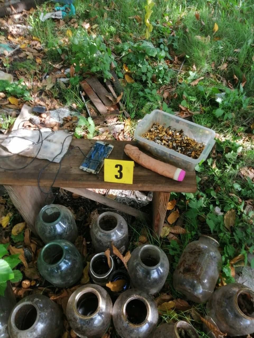 Виривали зуби, закопували живцем: у Харківській області знайшли ще одну катівню 2