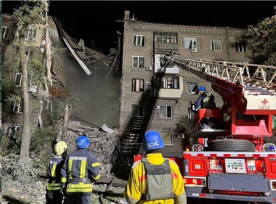 Зруйнований під‘їзд жтлового будинку