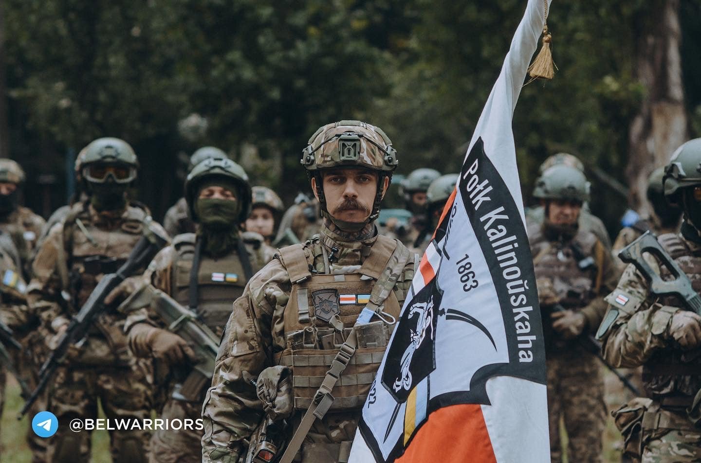 Білоруси підтримують Україну. Фото бійців полку Кастуся Калиновського. Білоруси підтримують Україну. Фото бійців полку Кастуся Калиновського.
