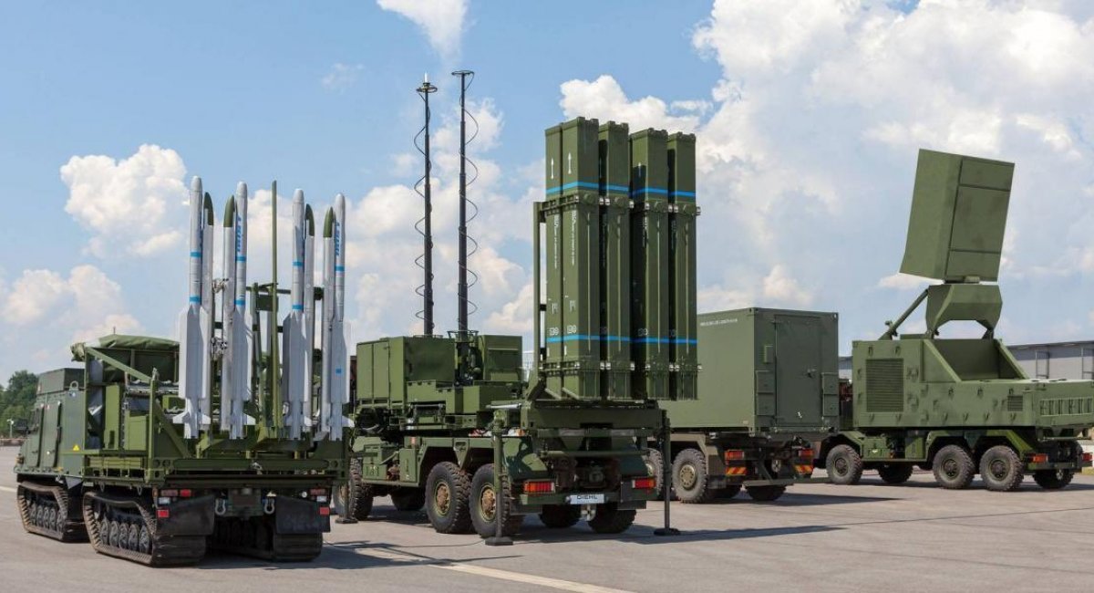 ЗРК IRIS-T SLM ЗРК IRIS-T SLM