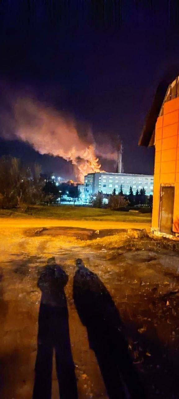 Не курите, где попало. Курите там, где ещё не попало Не курите, где попало. Курите там, где ещё не попало