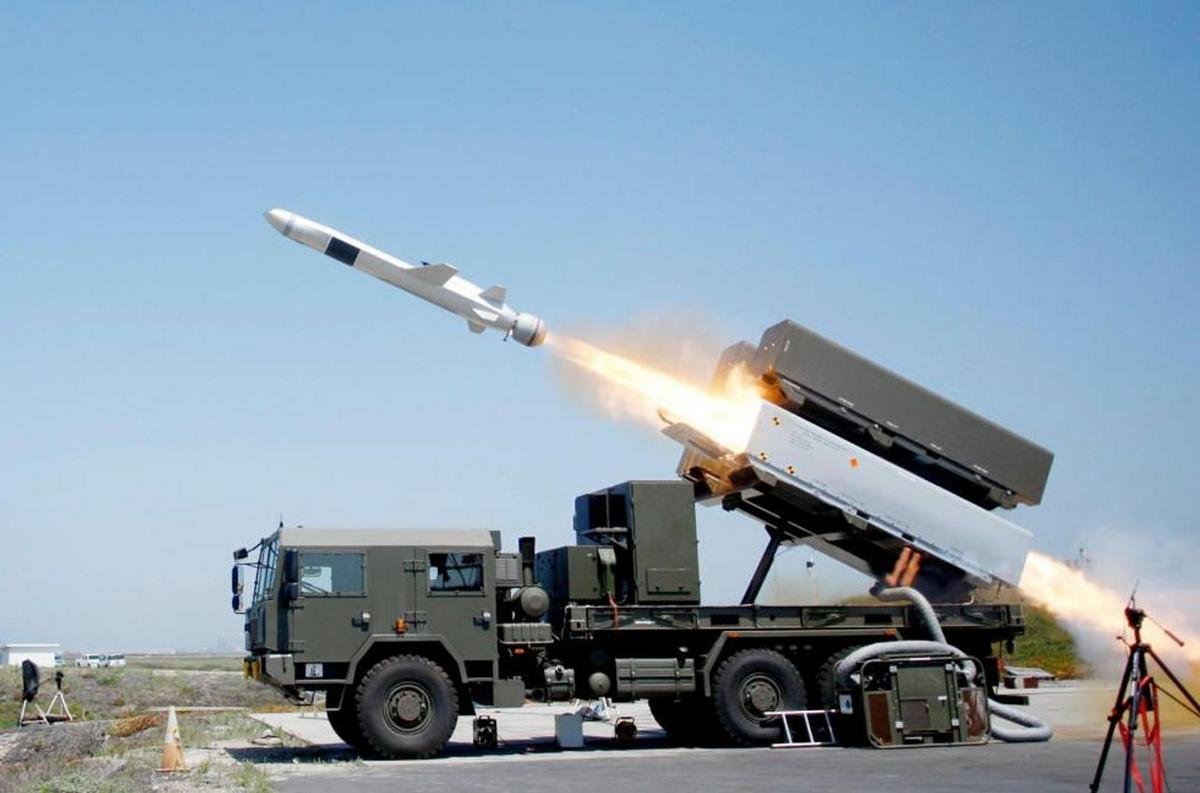 ЗРК NASAMS ЗРК NASAMS