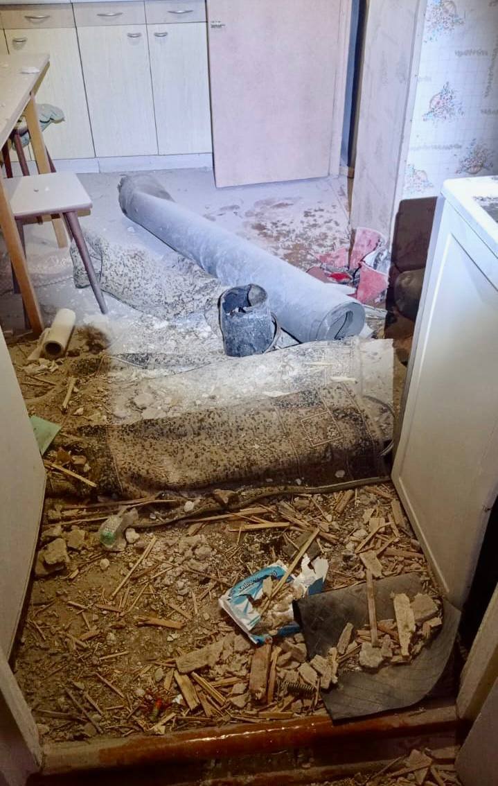 Наслідок удару по житловому будинку. Фото - Валентин Резніченко