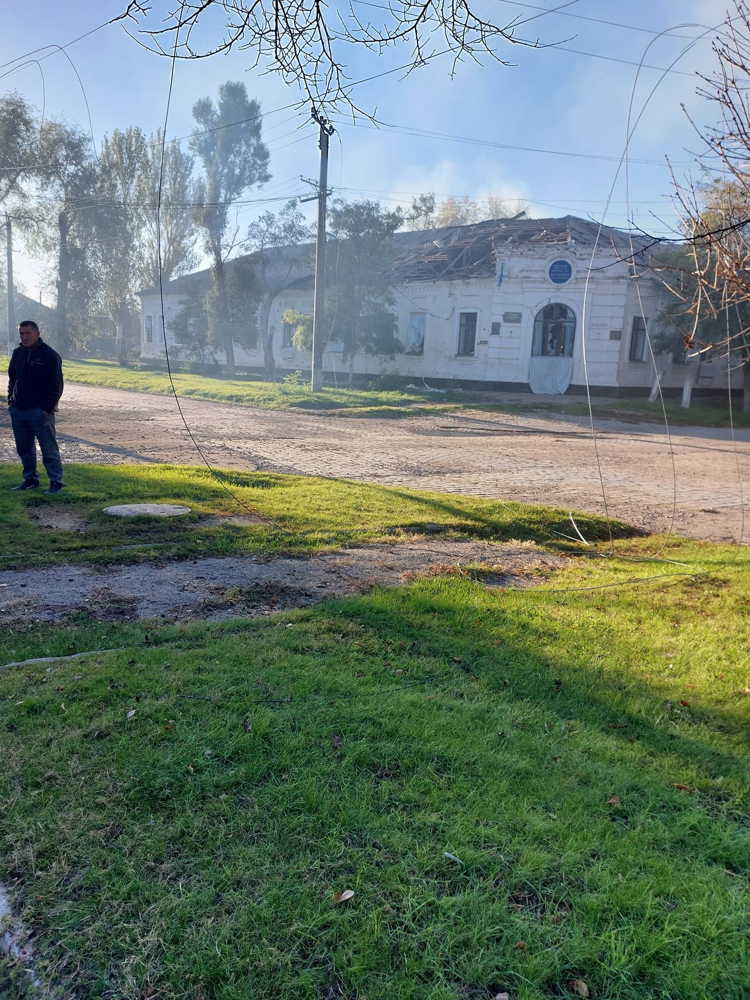 Росіяни постійно обстрілюють населений пункт