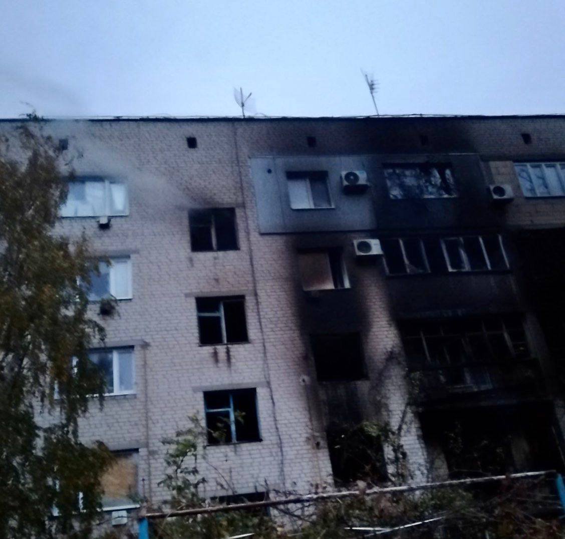 Житловий будинок після ворожої атаки