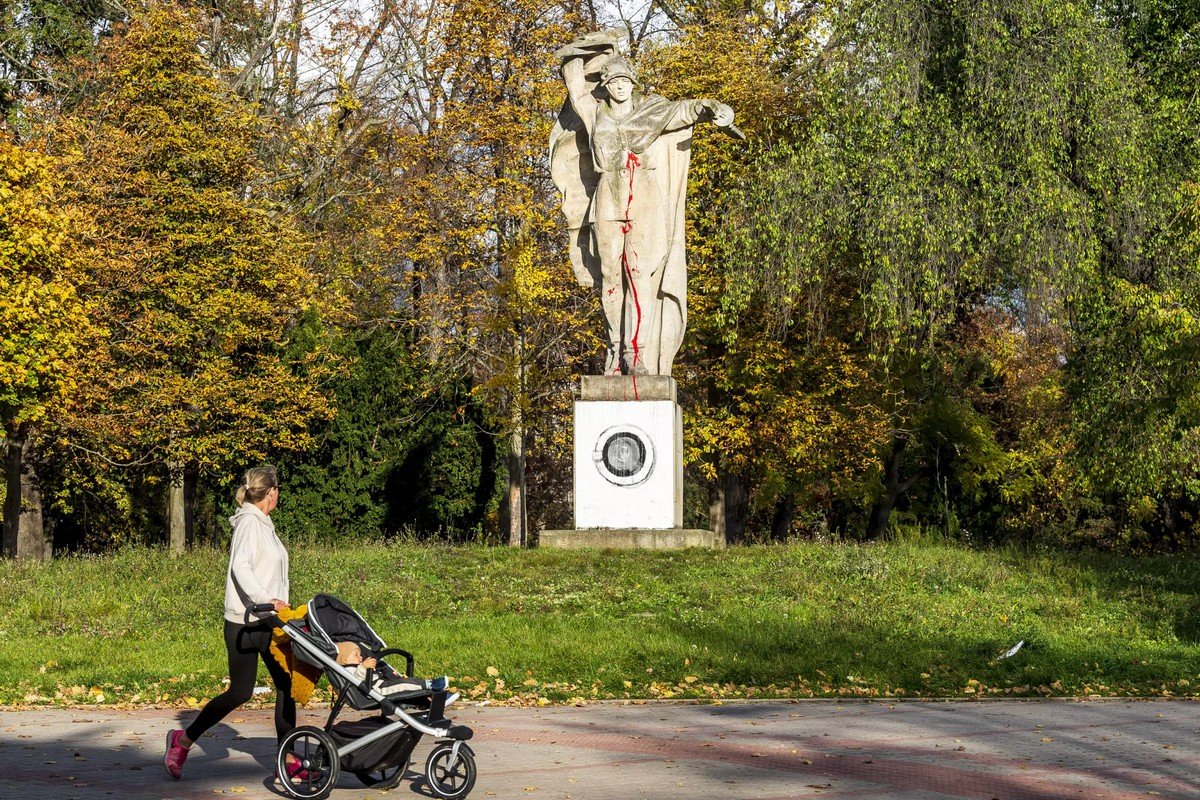 На заході тема унітазів і пральних машин міцно асоціюється з російськими загарбниками На заході тема унітазів і пральних машин міцно асоціюється з російськими загарбниками