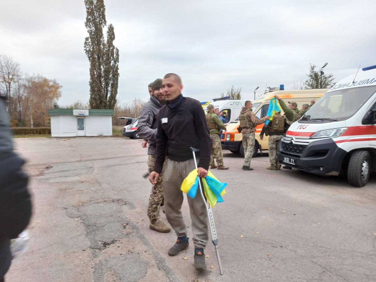 Серед визволених — представники рядового і сержантського складу та шість офіцерів