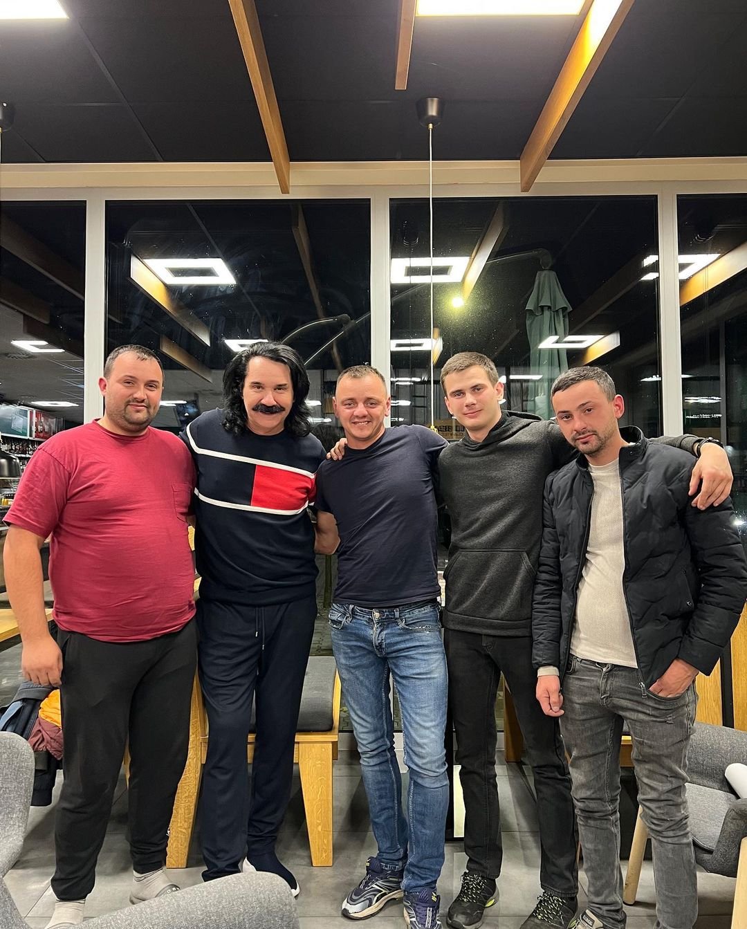 Павло Зібров та його рятівники-дальнобійники