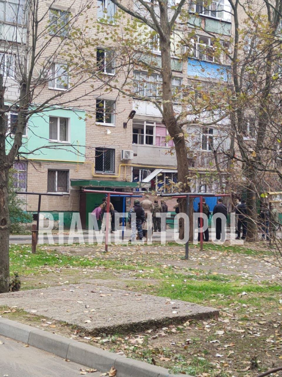 Фото з місця події