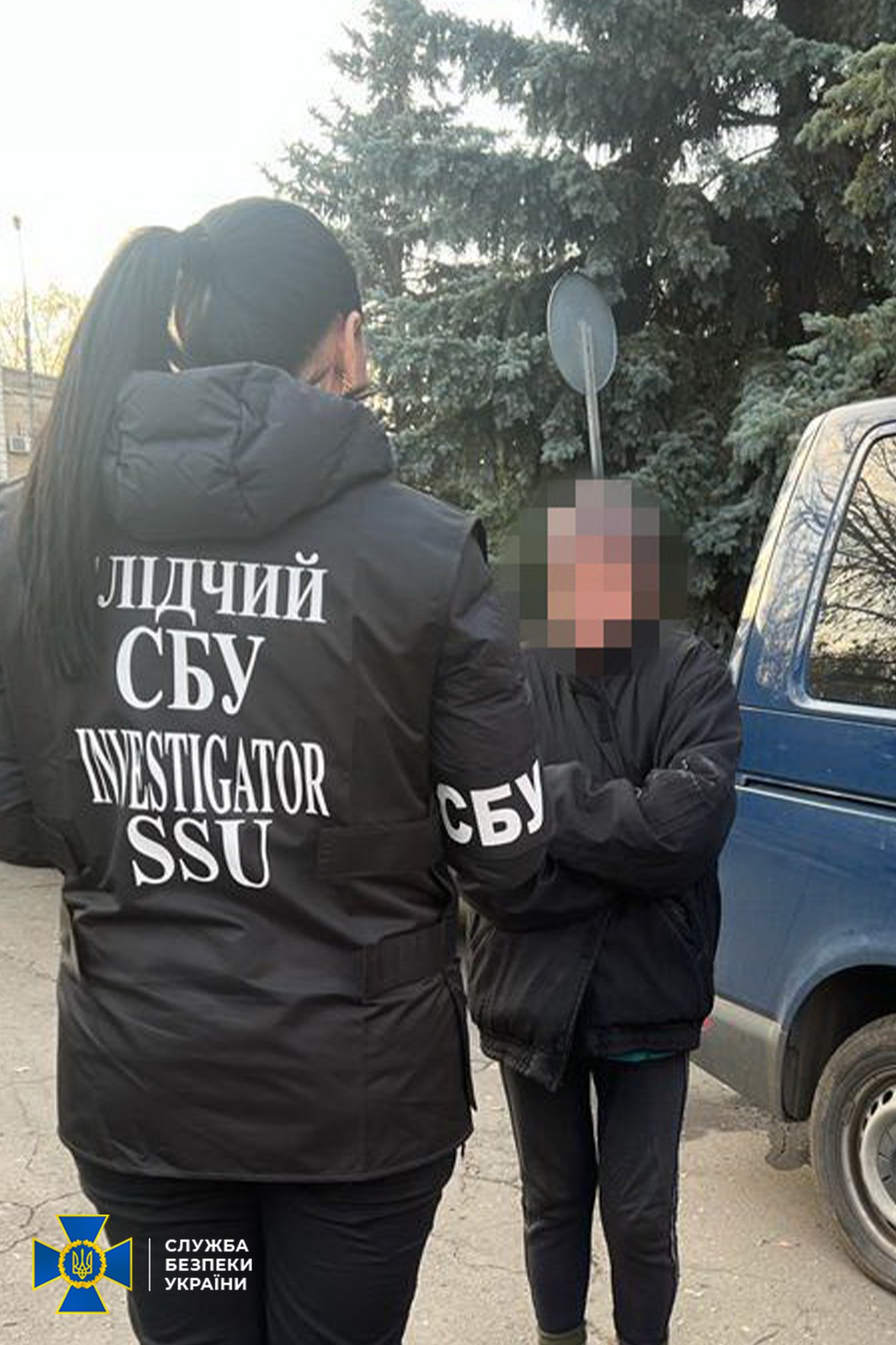 Зрадниці дуже тепло зустрічали окупантів