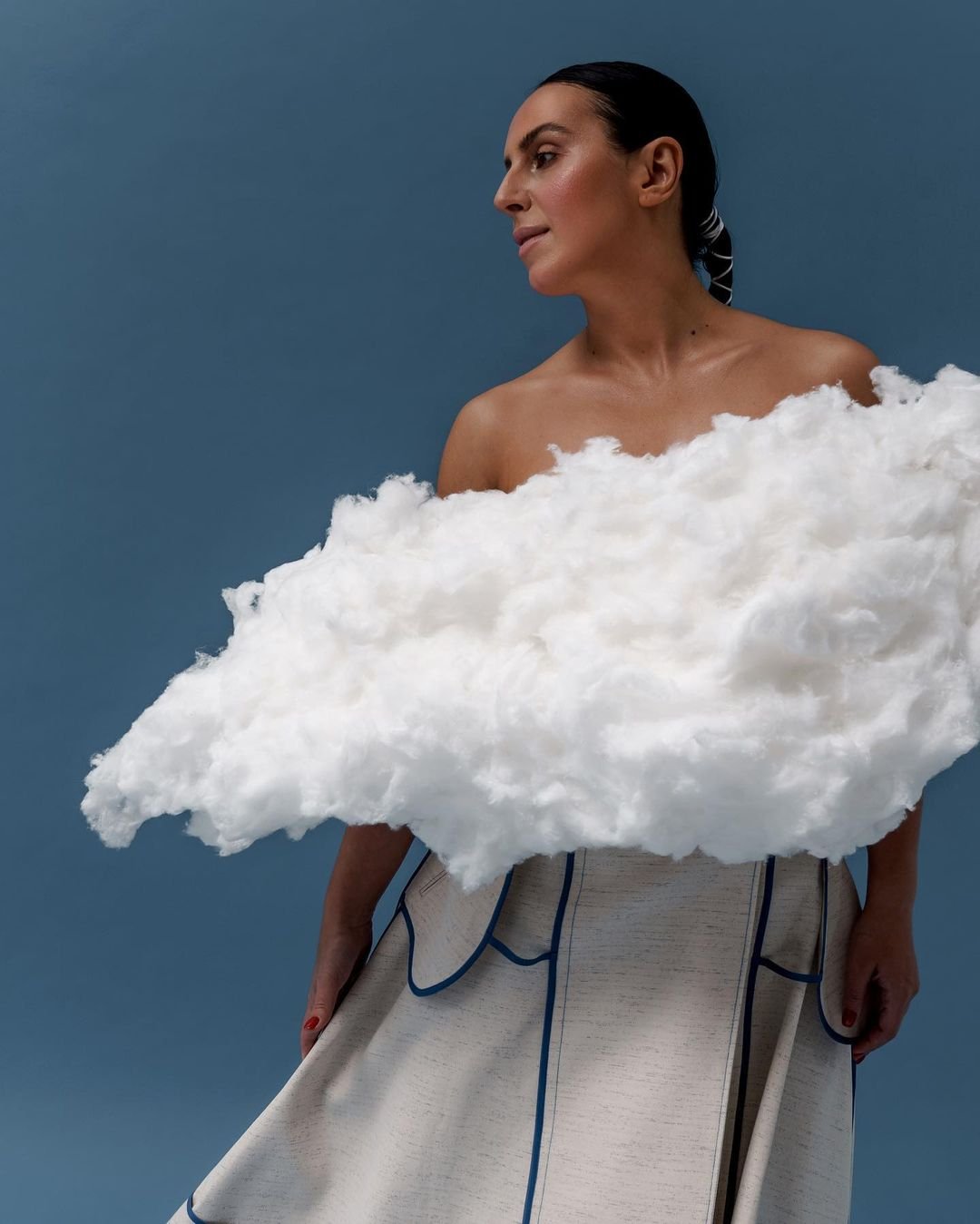 Иногда Джамала пытается улыбаться