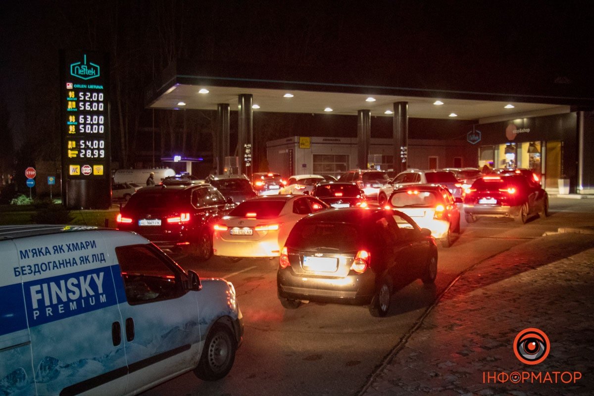 Затори на АЗС у Києві