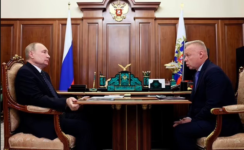 Диктатор і Мазепін