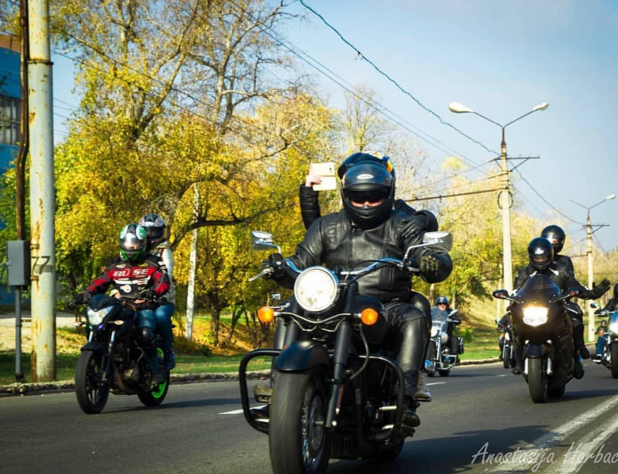 Олександр обожнює подорожувати