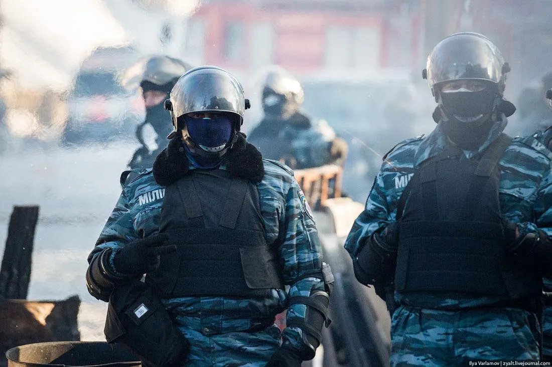 Беркут 30 листопада 2013 року Беркут розігнав Євромайдан