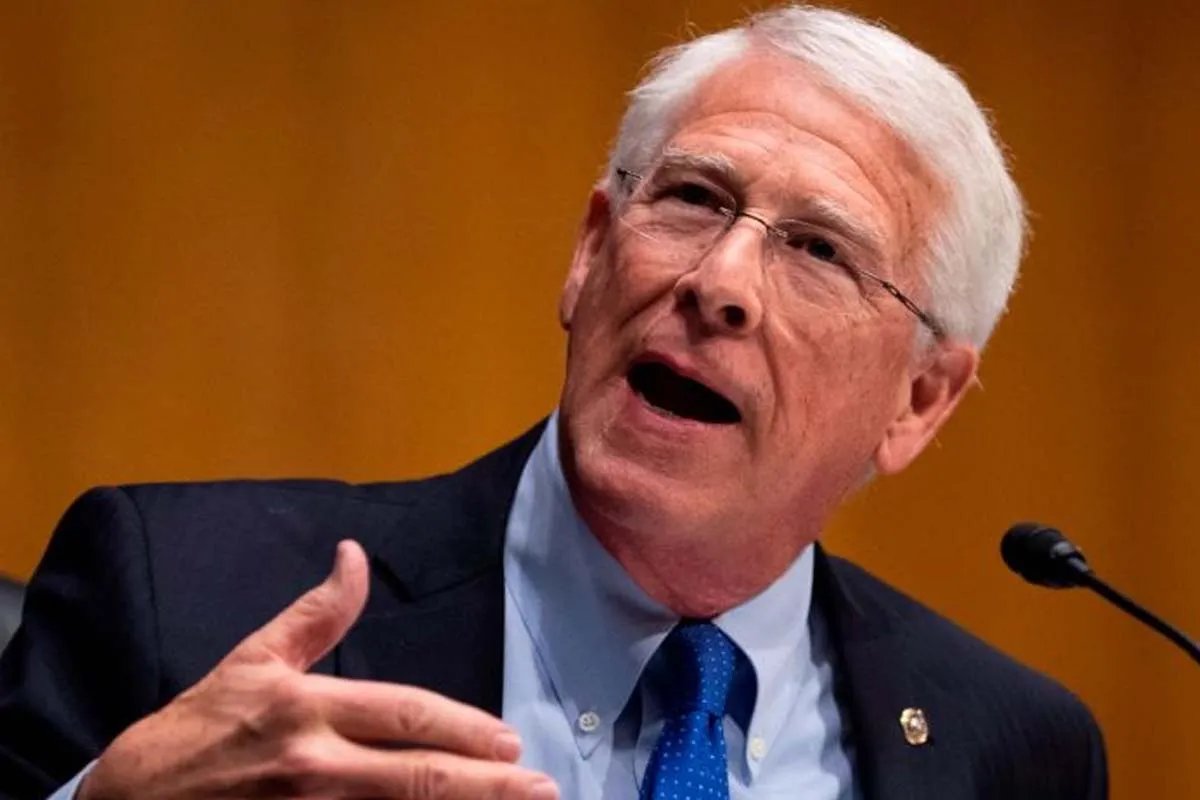 Сенатор Вікер вважає, що вагнерівців треба притягнути до відповідальності разом з усіма, хто їх підтримує Сенатор Вікер вважає, що вагнерівців треба притягнути до відповідальності разом з усіма, хто їх підтримує