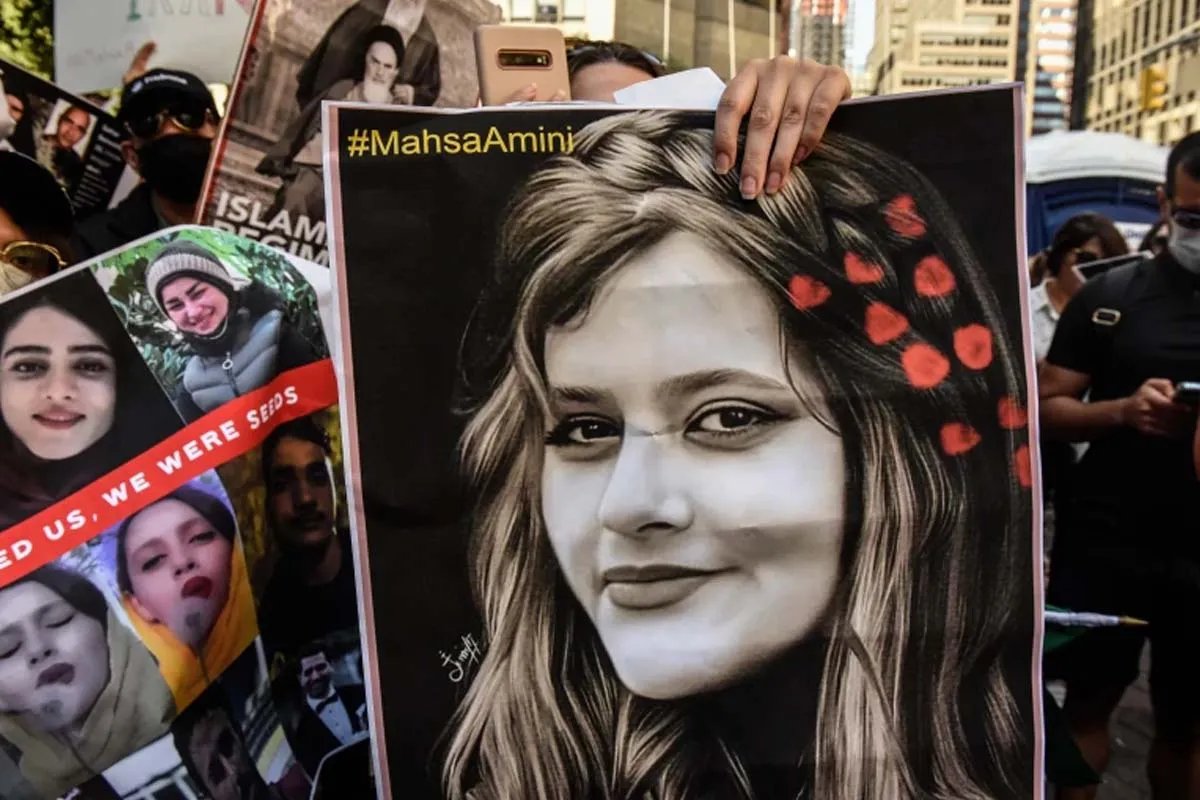 Махса Аміні стала символом протесту проти режиму