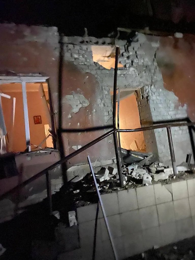 Росіяни обстріляли пологове відділення у Херсоні 1