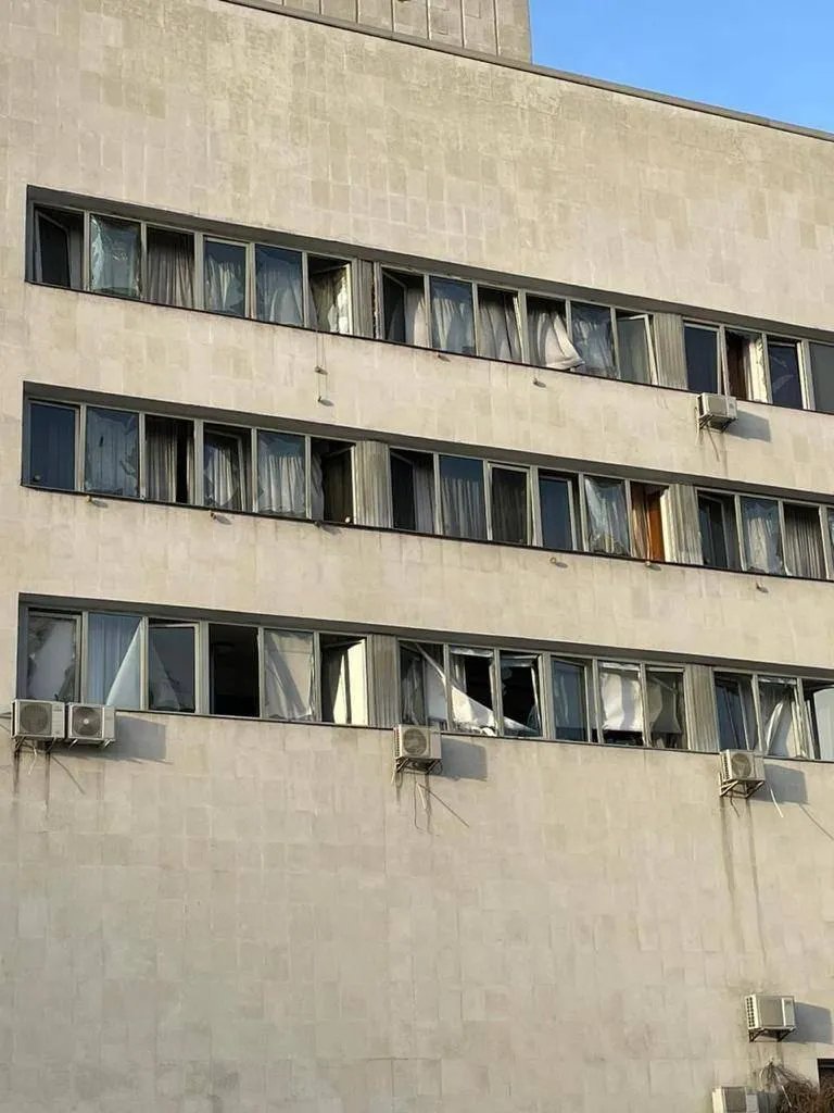 Уламки ракети впали на стадіон «Темп», Святошинський район