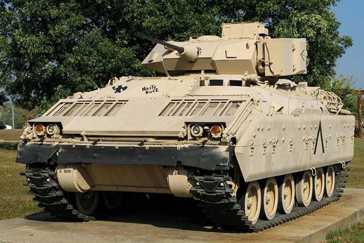 США планують передати БМП Bradley США планують передати БМП Bradley