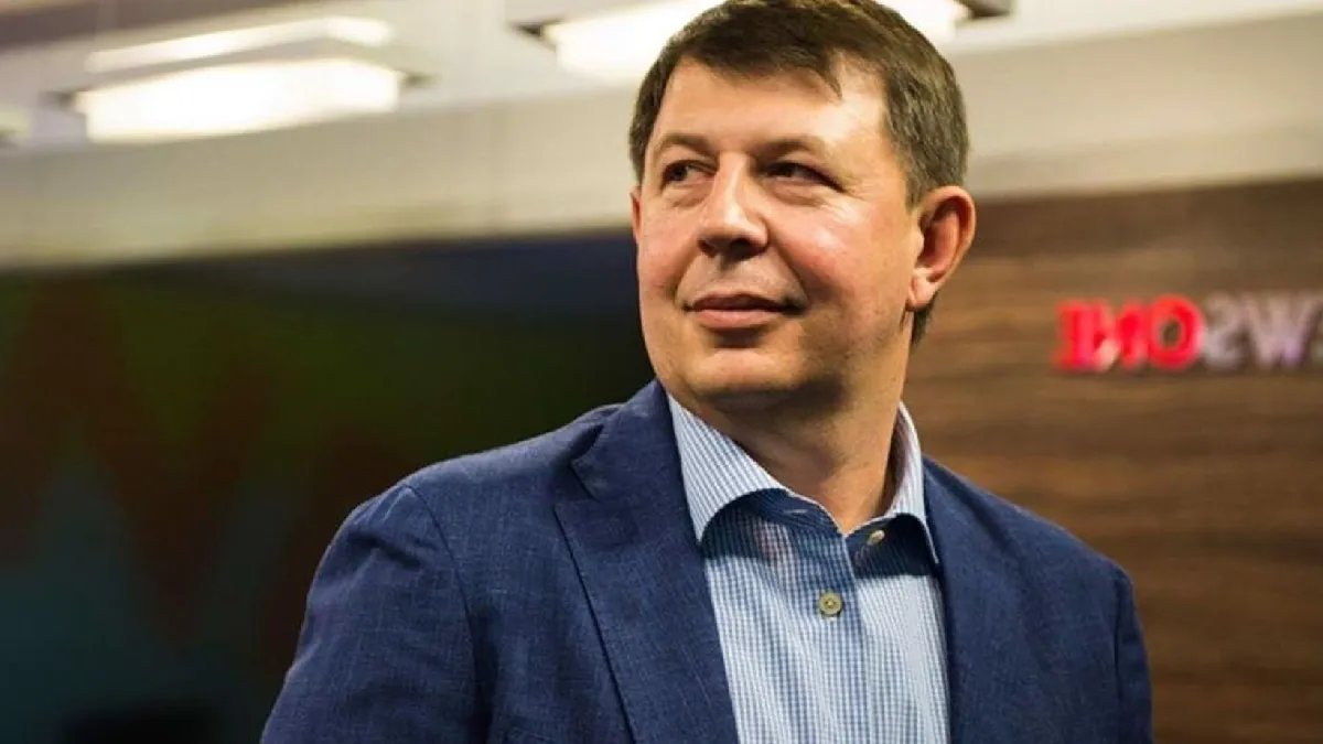 За даними СБУ, Козак переховується у рф.