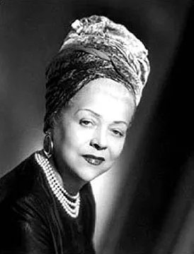 Сьогодні з Дня Народження Ніни Річчі минуло 140 років.