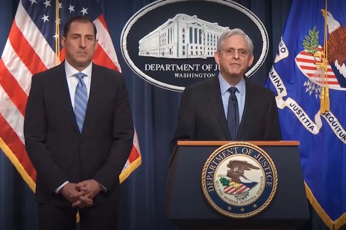 Робери Гур має з’ясувати, чи порушив Байденом закони зі зберігання таємних документів Робери Гур має з’ясувати, чи порушив Байденом закони зі зберігання таємних документів