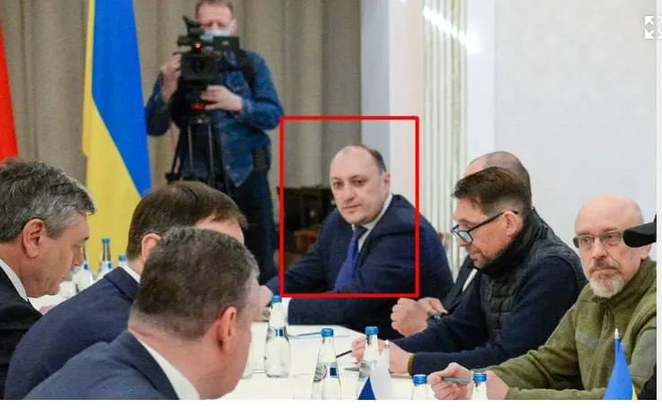Киреев на переговорах