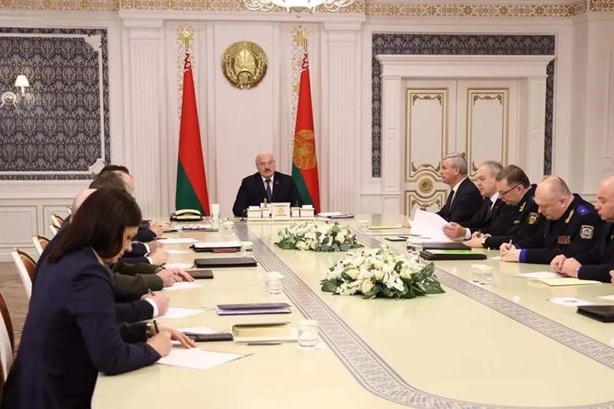 Лукашенко на урядовій нараді заявив, що Україна запропонувала Білорусі пакт про ненапад Лукашенко на урядовій нараді заявив, що Україна запропонувала Білорусі пакт про ненапад