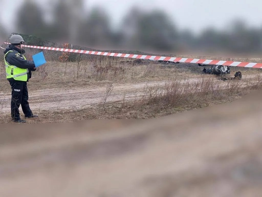 Обломки ракет Уламки ракет