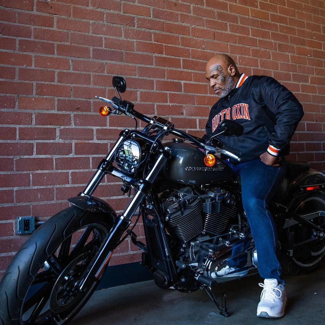 Сьогодні Тайсон мотоцикли любить більше, ніж жінок