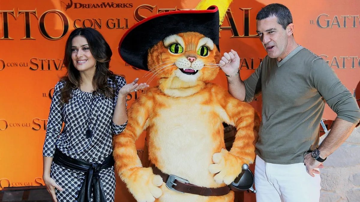 Антоніо Бандерас та Сальма Хаєк озвучили головних героїв у «Останньому бажанні»