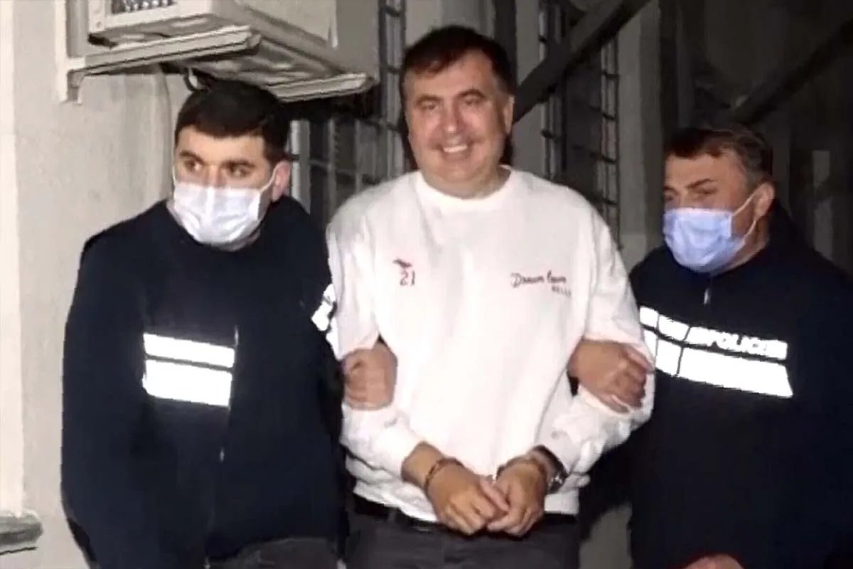 Саакашвілі стверджує, що прокремлівська влада його арештувала на догоду москві Саакашвілі стверджує, що прокремлівська влада його арештувала на догоду москві