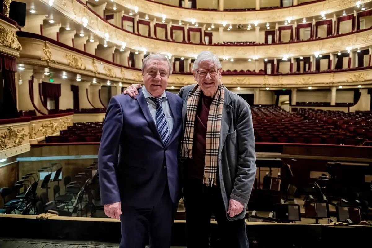 Петро Чуприна (ліворуч) та британський режисер театру та кіно Тоні Палмер