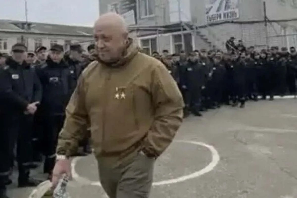 Пригожин більше не їздить по колоніях, але набір серед ув'язнених триває Пригожин більше не їздить по колоніях, але набір серед ув'язнених триває