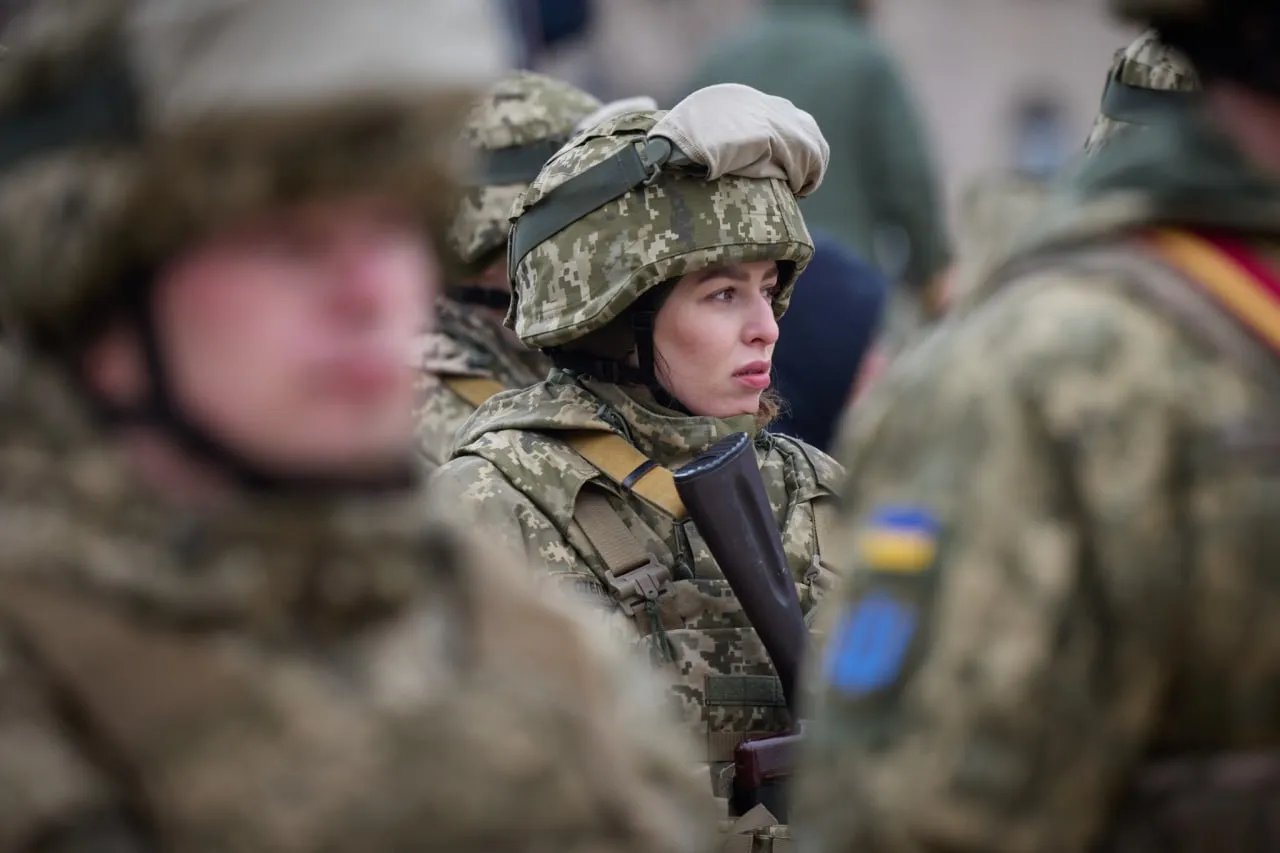 Військова на заході