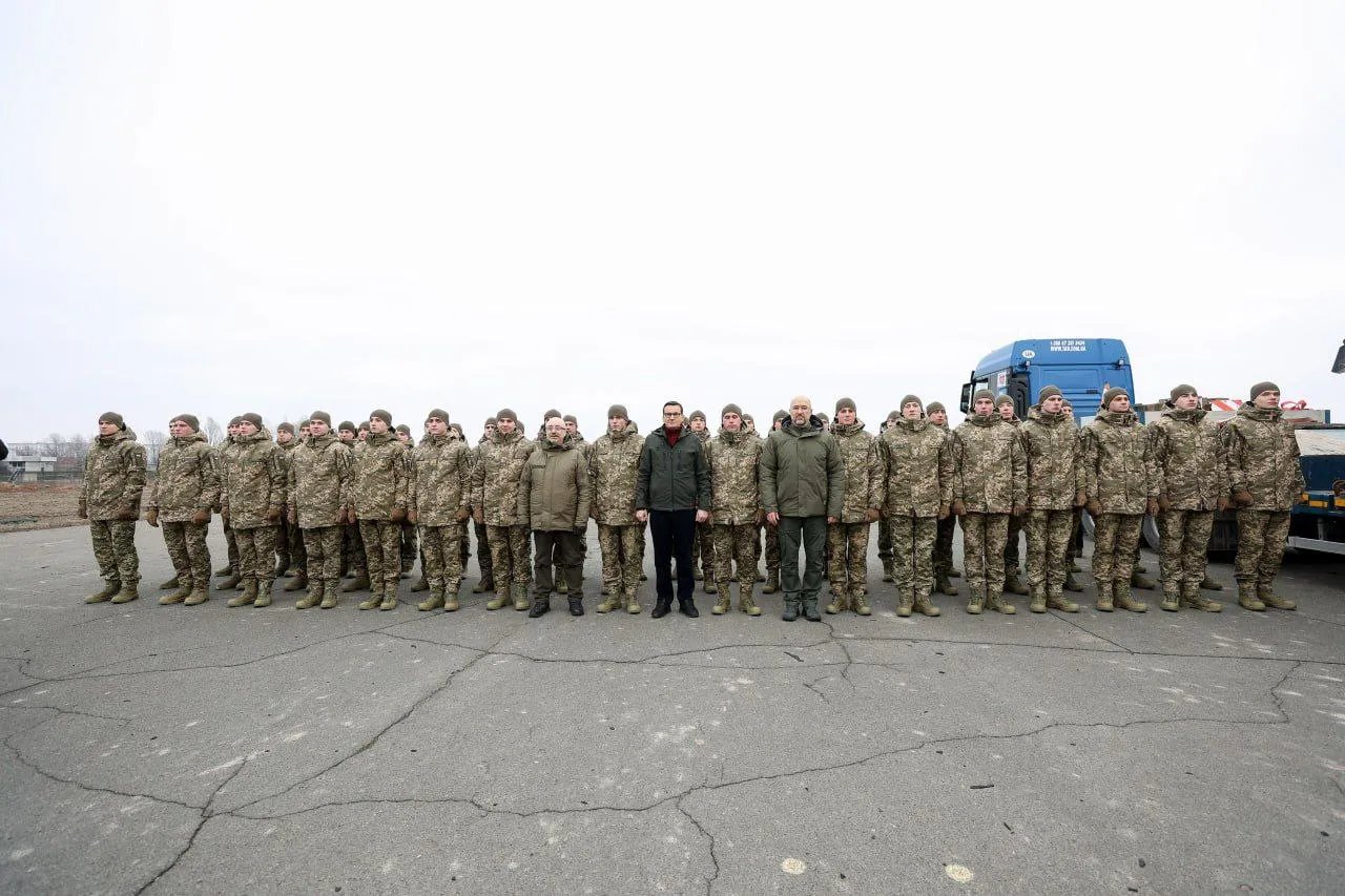 Шмигаль покатався на Leopard 2 у перший день танка в Україні 3