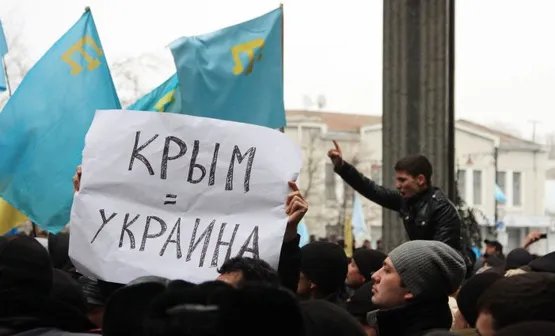 "Вернув Крым, мы восстановим мир". Что Зеленский и другие украинцы говорят о Дне сопротивления на полуострове 9