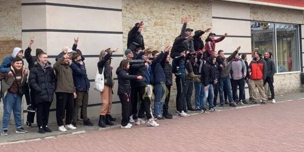 Российские спецслужбы втягивают украинских детей в субкультуру «Рёдан» 1